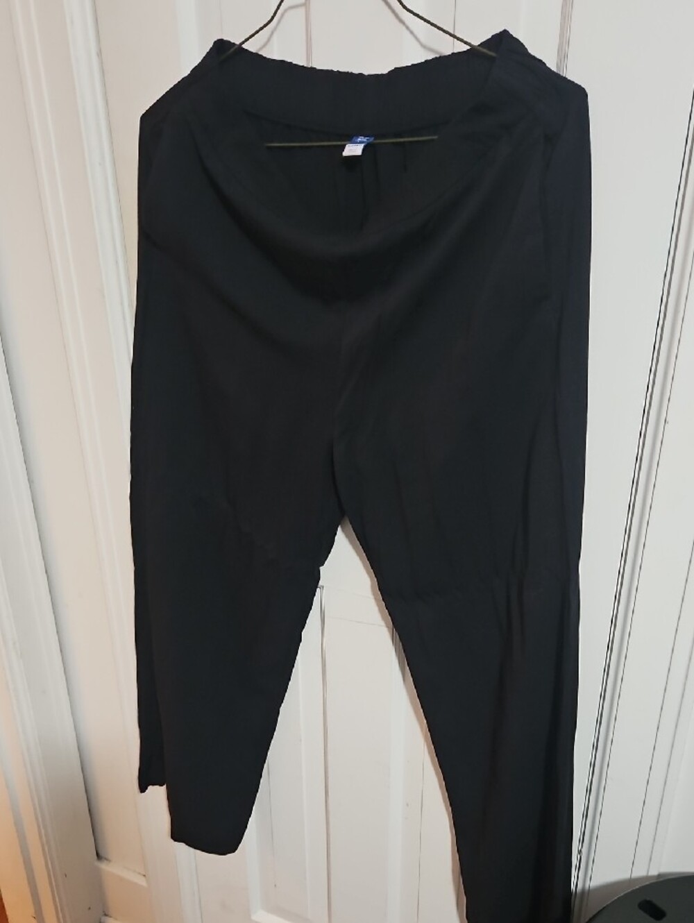 Old Navy Black Wide-Leg Pull-On Pants - Picture 3 of 3